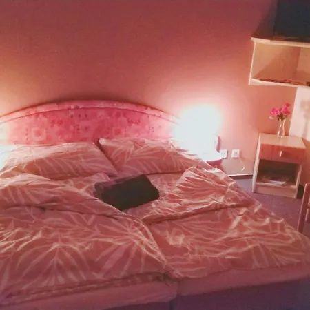 Lara Guest house 2*