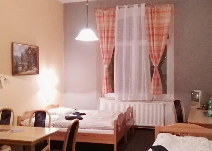 Lara Konukevi Ceske Budejovice